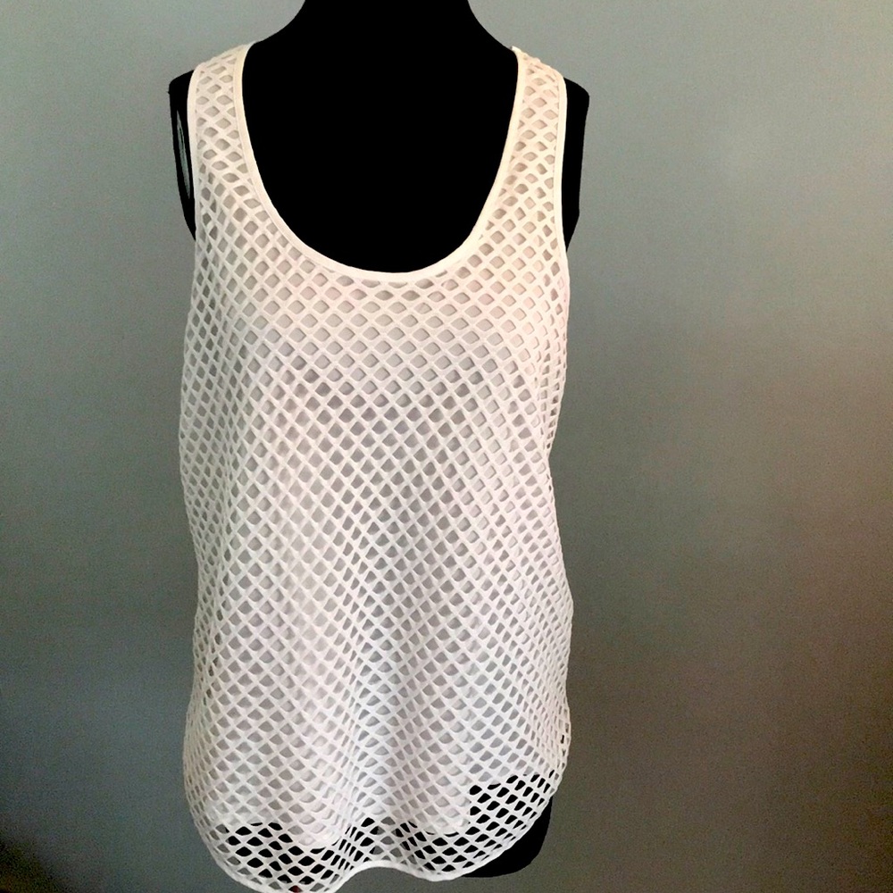 Banana Republic Blouse Size Small mesh lace tank top